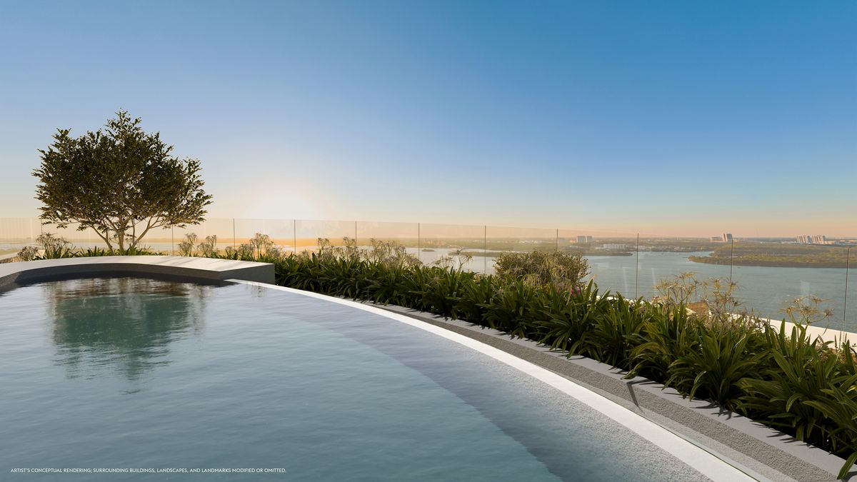 Bay Penthouse rooftop pool